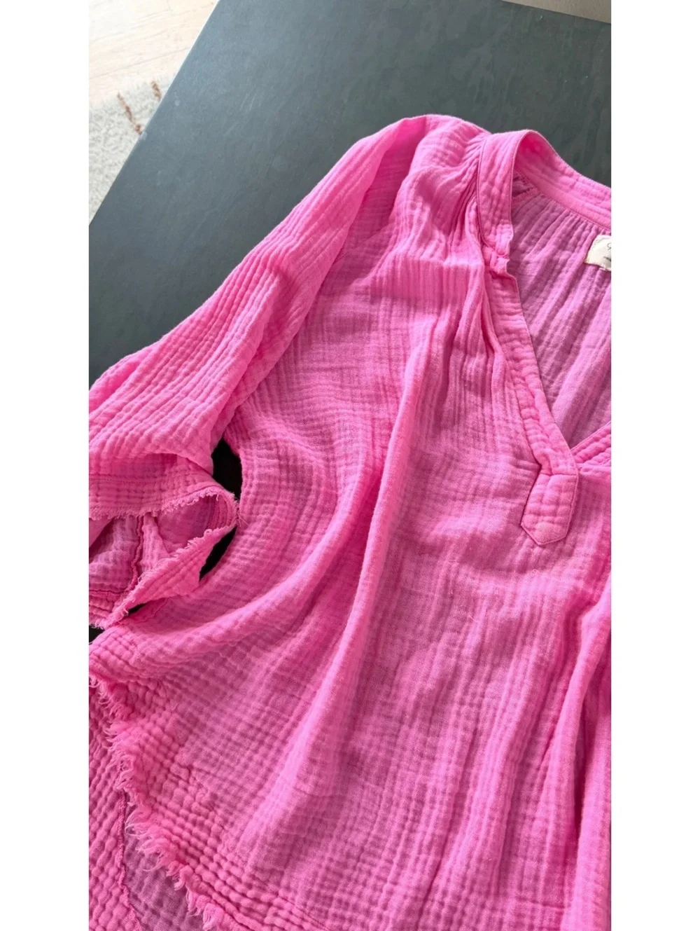 9 Seed Resort Pink Gauze V-Neck Blouse
